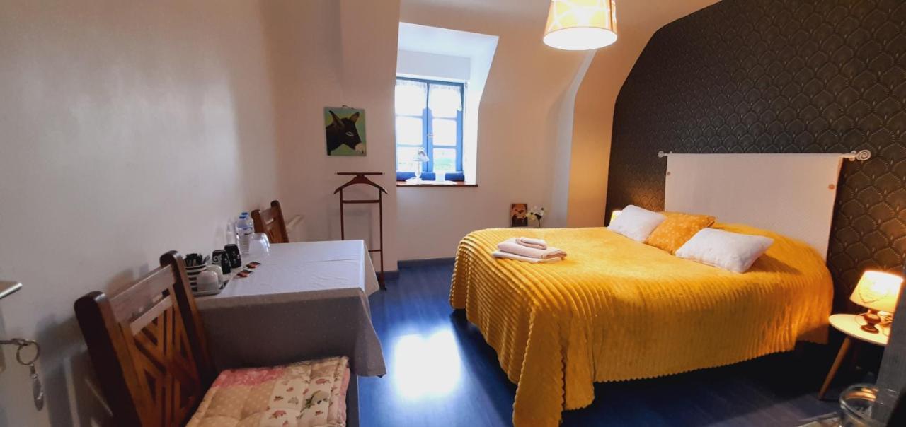 Bed and Breakfast Ty Daou Gwez Irodouer Exterior foto